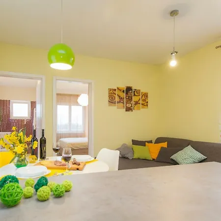 아파트 Apartman Fuhtar *